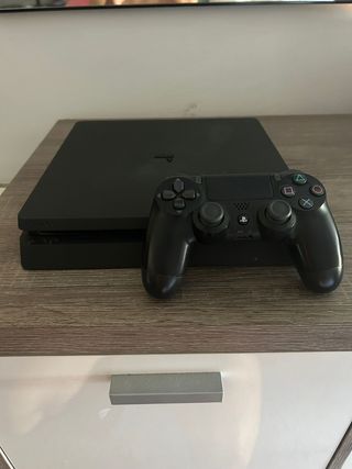 PS4 (PlayStation 4) Negra + Mando + GTA V