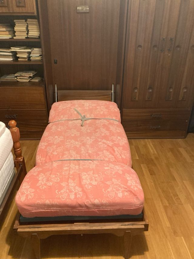 Mueble castellano modular con cama abatible