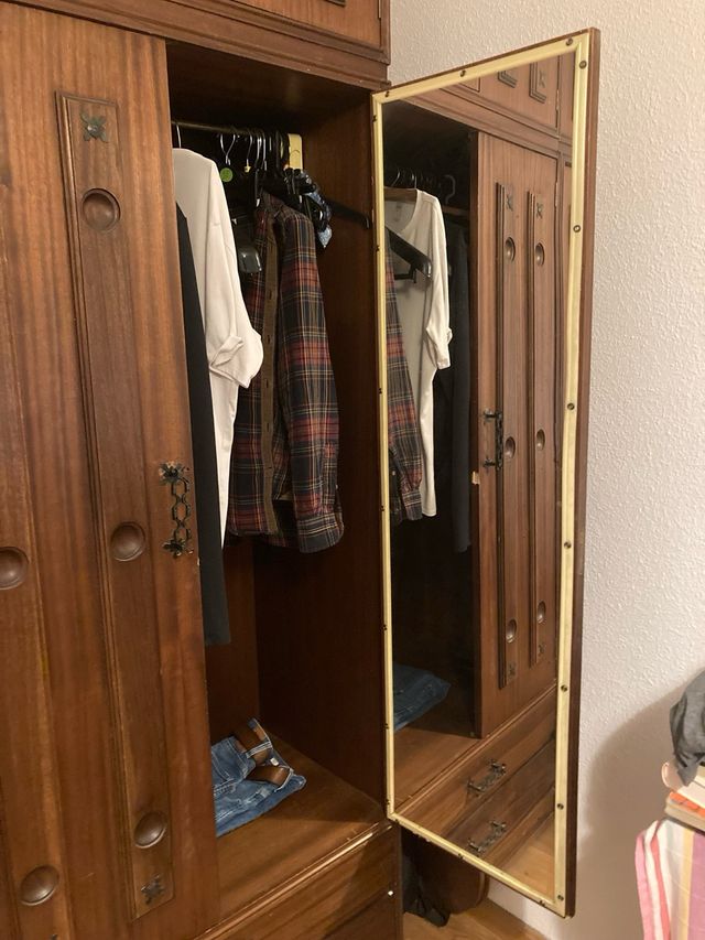 Mueble castellano modular con cama abatible