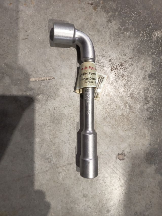 Llave de pipa acodada 16 mm
