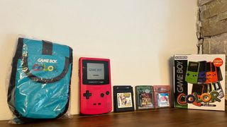Game Boy Color + 3 juegos, funda y caja
