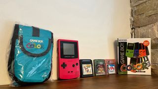Game Boy Color + 3 juegos, funda y caja