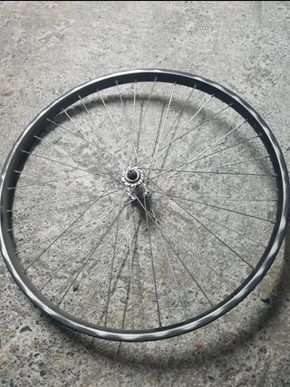 Rueda y eje Campagnolo MTB