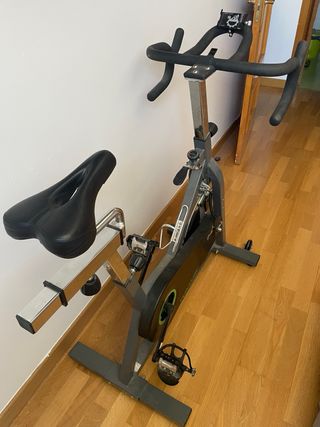 Bicicleta Estática Tunturi Cardio Fit