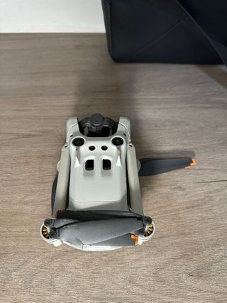 Dron DJI Mini 3 Pro con Accesorios