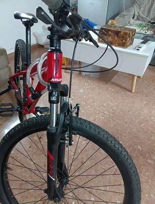 Bicicleta Orbea con amortiguadores delanteros