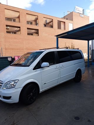 Mercedes-Benz Viano 2011