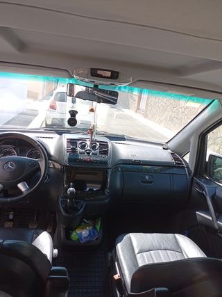 Mercedes-Benz Viano 2011