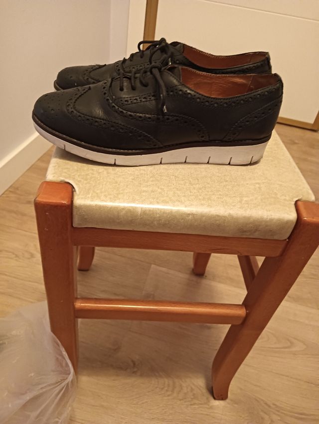 Zapatos de piel negros mujer