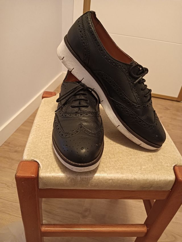 Zapatos de piel negros mujer