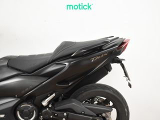 YAMAHA TMAX 560