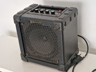Amplificador Giannini G5 Negro