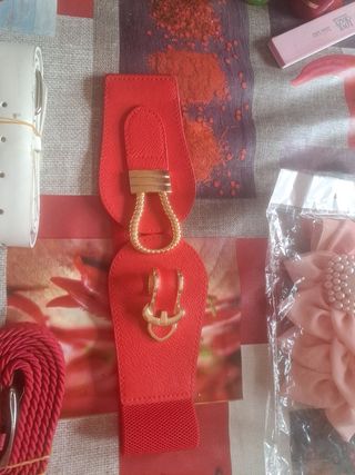 Cinturones NUEVOS Y SEMI NUEVOS