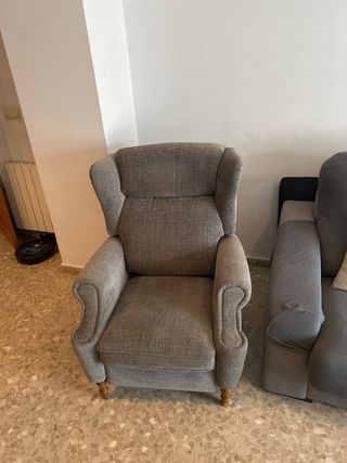 Dos Sillones reclinable de tela gris