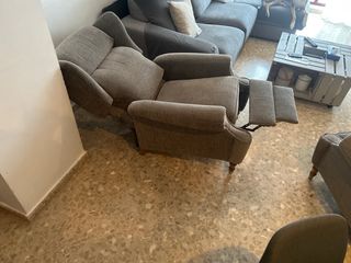 Dos Sillones reclinable de tela gris