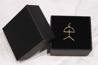 COLGANTE INDALO, ORO 18K/0.8g