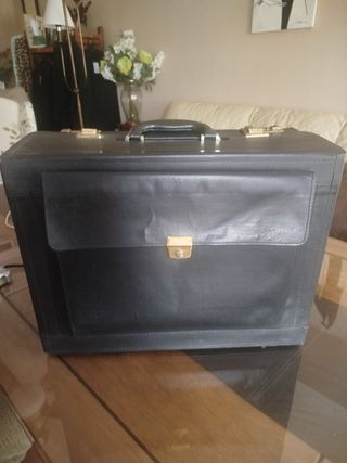 Maletín de trabajo negro