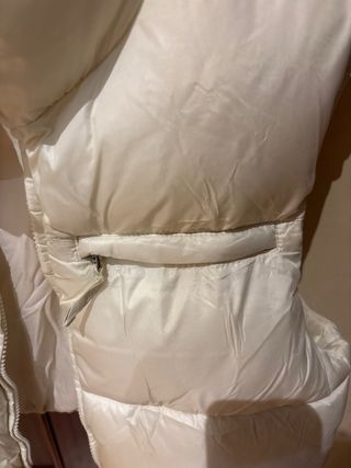 Chaleco Bershka beige talla M