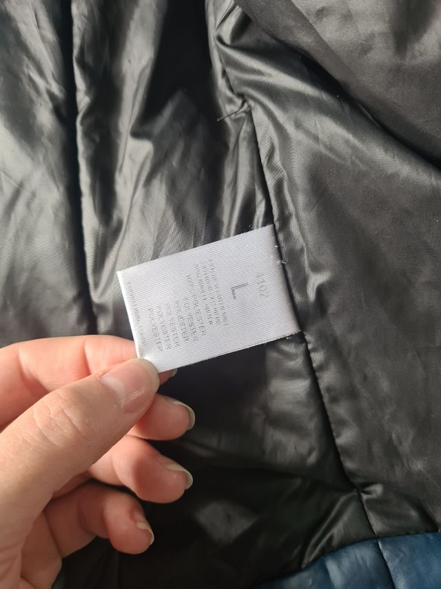 Abrigo Highly Preppy azul y negro