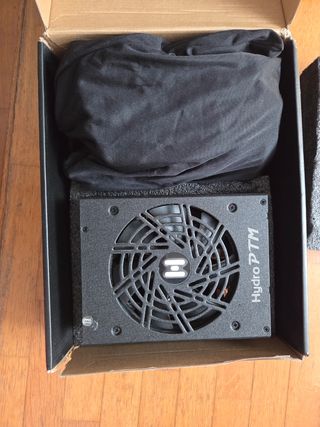 Alimentatore (PSU) FSP Hydro PTM PRO 1000W