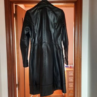 Gabardina Piel Negra Stradivarius