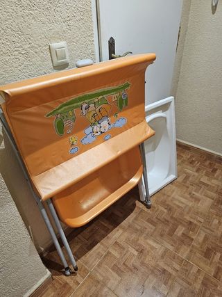 Vendo cambiador bañera y pelota de pilates 