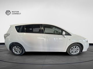 Toyota Verso 2011