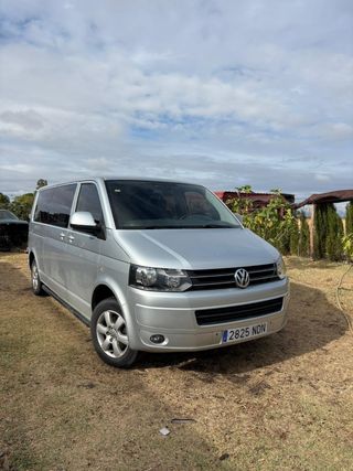 Volkswagen Caravelle 2011