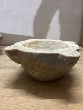 Mortero de piedra antiguo