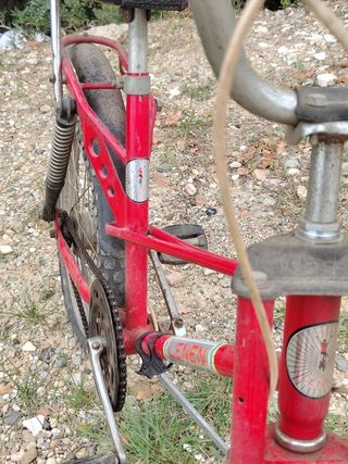 Bicicleta vintage roja