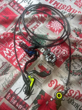 Frenos Magura MT8 Delantero y Trasero