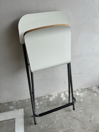 Banqueta alta blanca Ikea