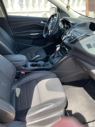 Ford Kuga 2014