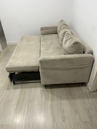 Sofá cama beige de tela