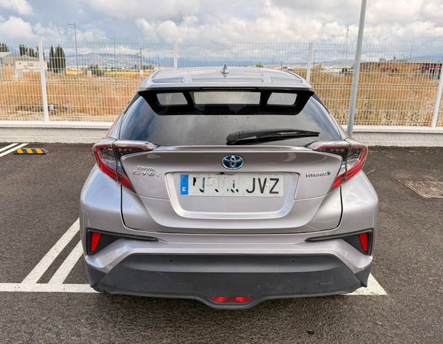 Toyota C-HR 2017