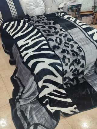 Manta terciopelo 3kg oferta 25€