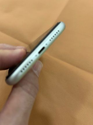 iPhone 11 Blanco 64GB IMPOLUTO!!