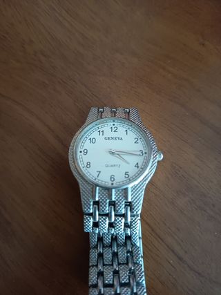Reloj Geneva Plata y Blanco