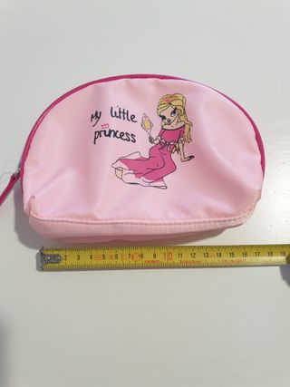 Neceser rosa infantil  y Portafotos PRINCESAS 