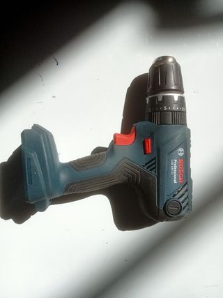 Taladro Atornillador batería Bosch GSB 18V-21