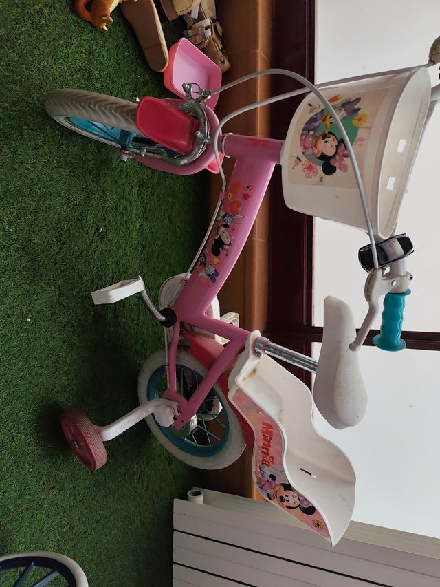 Bicicleta infantil rosa Minnie Mouse