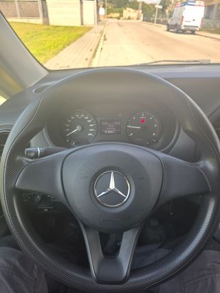 Mercedes-Benz Vito 2021