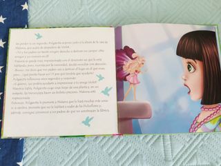 Libro Barbie Pulgarcita