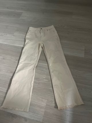 Pantalones campana beige