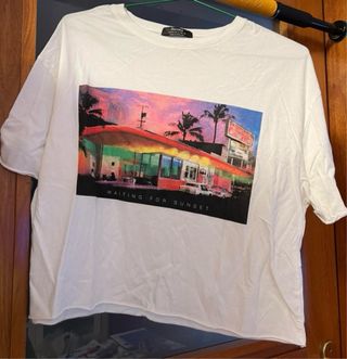 Camiseta Bershka Estampada Waiting for Sunset