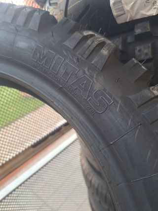 Neumático de moto todoterreno