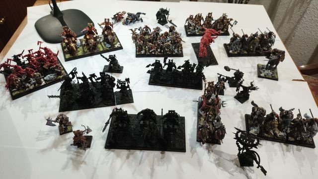 Warhammer: Ejército Caos. Minis Muy Bien Pintadas