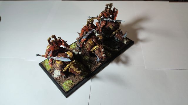 Warhammer: Ejército Caos. Minis Muy Bien Pintadas
