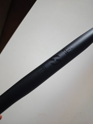 Manillar Carbono 700mm 25,4mm