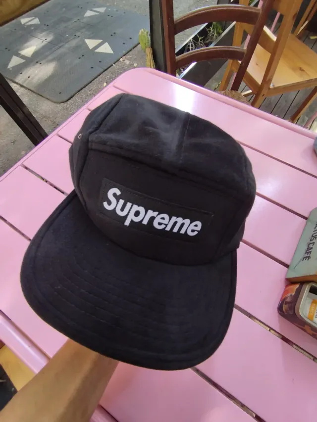 Gorra Supreme panel 5
